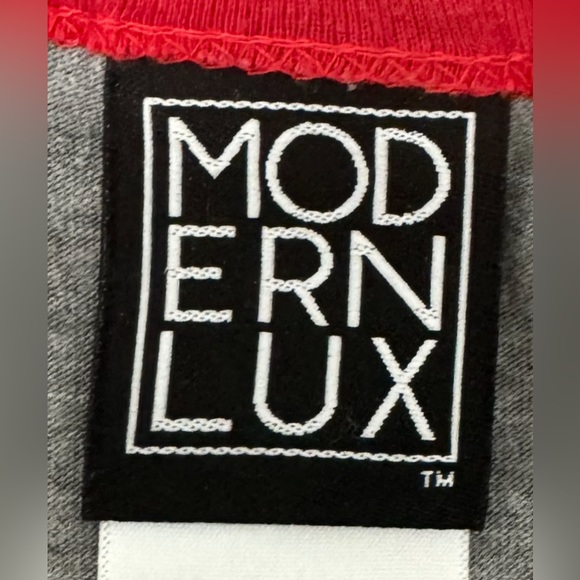 Women's Modern Lux fun Santa Graphic Tee 3/4 Raglan Sleeve Junior Fit Cotton L - Picture 4 of 8